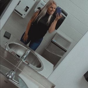 Meet your Posher, Amber